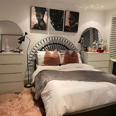Chelsea Harbour Apartment Londyn Zewnętrze zdjęcie